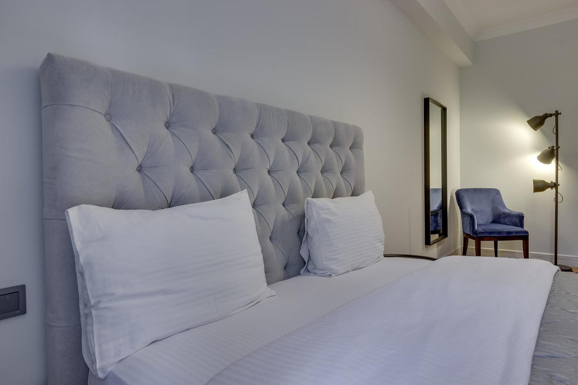 Opera Apartments Almaty Quarto foto