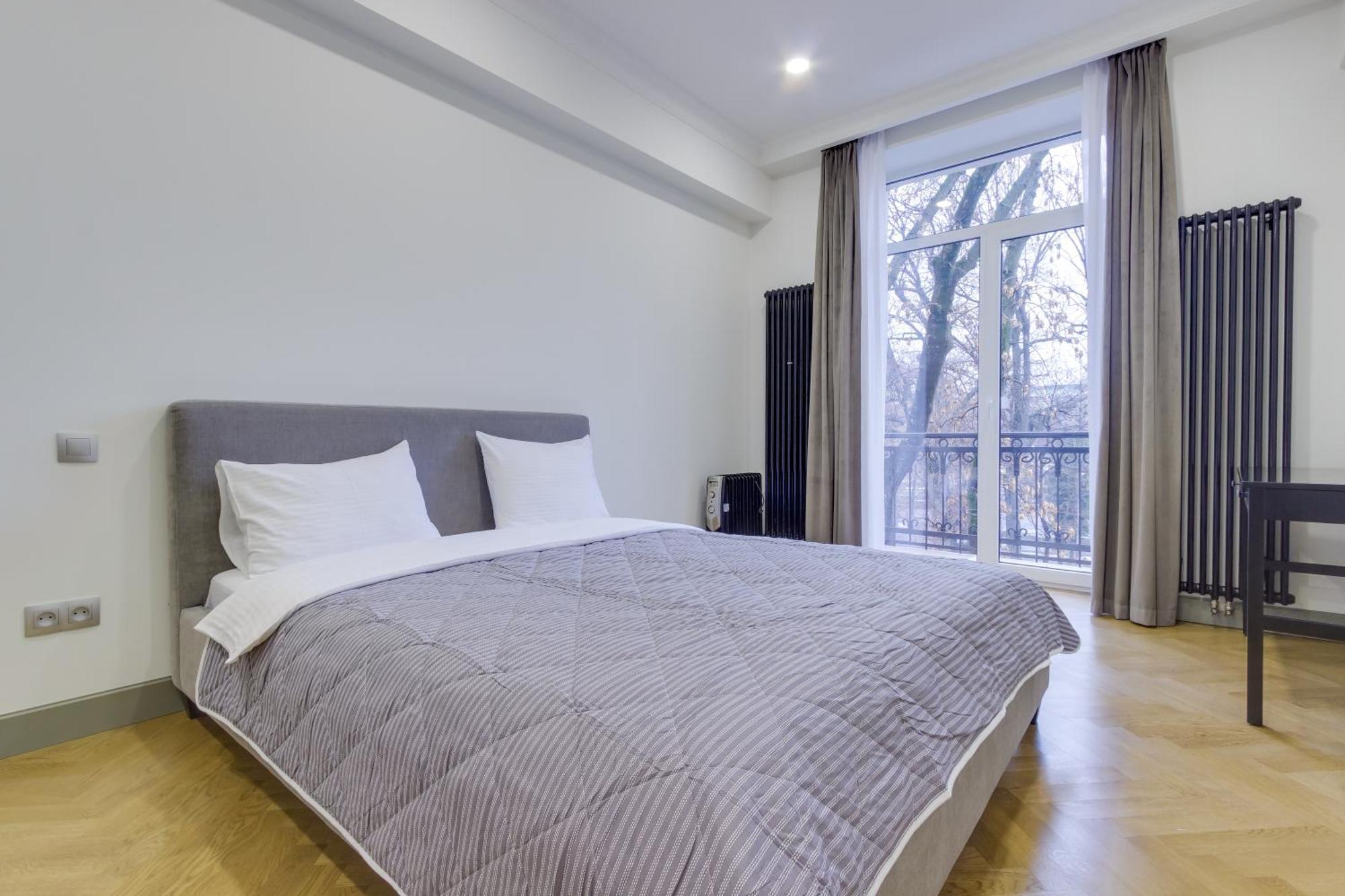 Opera Apartments Almaty Quarto foto